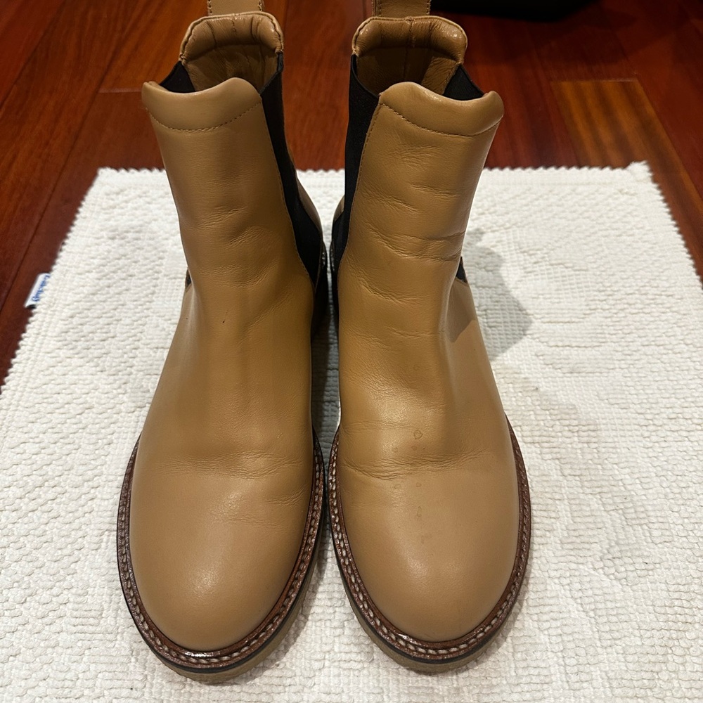 EVERLANE Women’s Chukka leather Boots